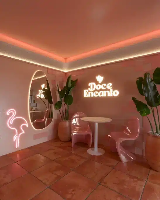 mini cafeteria colorida e com design moderno