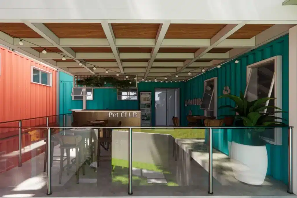 Retail design criativo com containers no projeto Hype