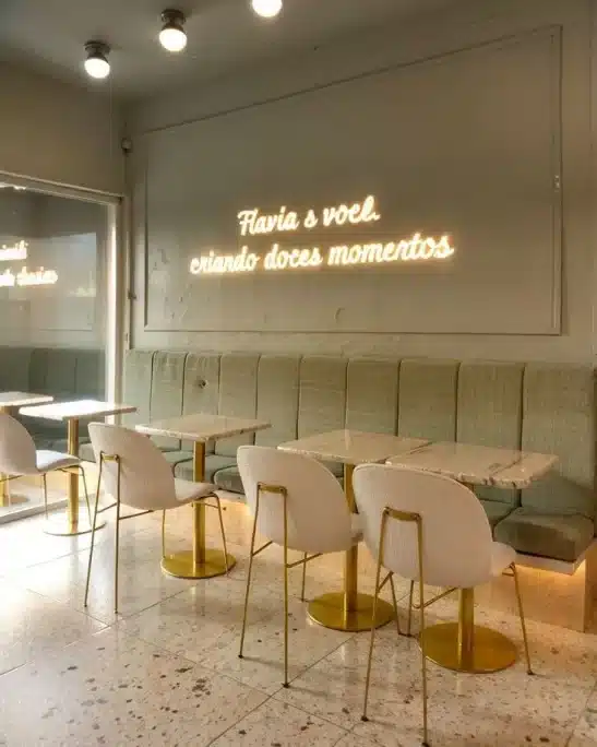 Projeto otimizado de arquitetura para confeitaria, com foco em design moderno, ideal para quem busca reformar loja